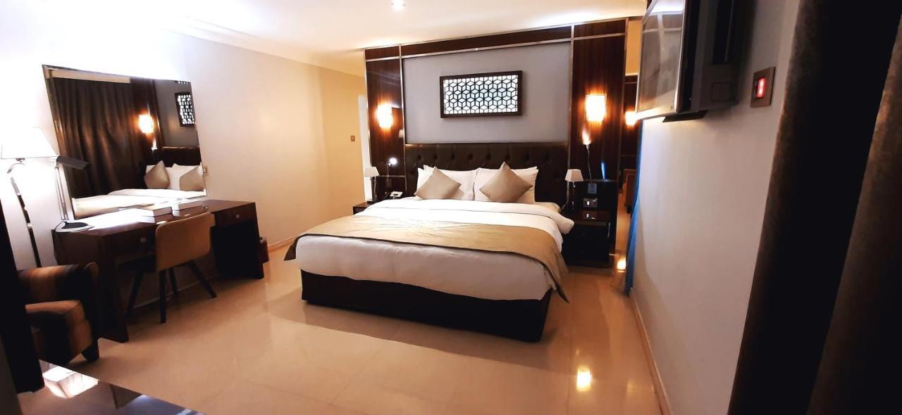 Tio Sea Resort Al Khor Exterior photo A bedroom at the hotel