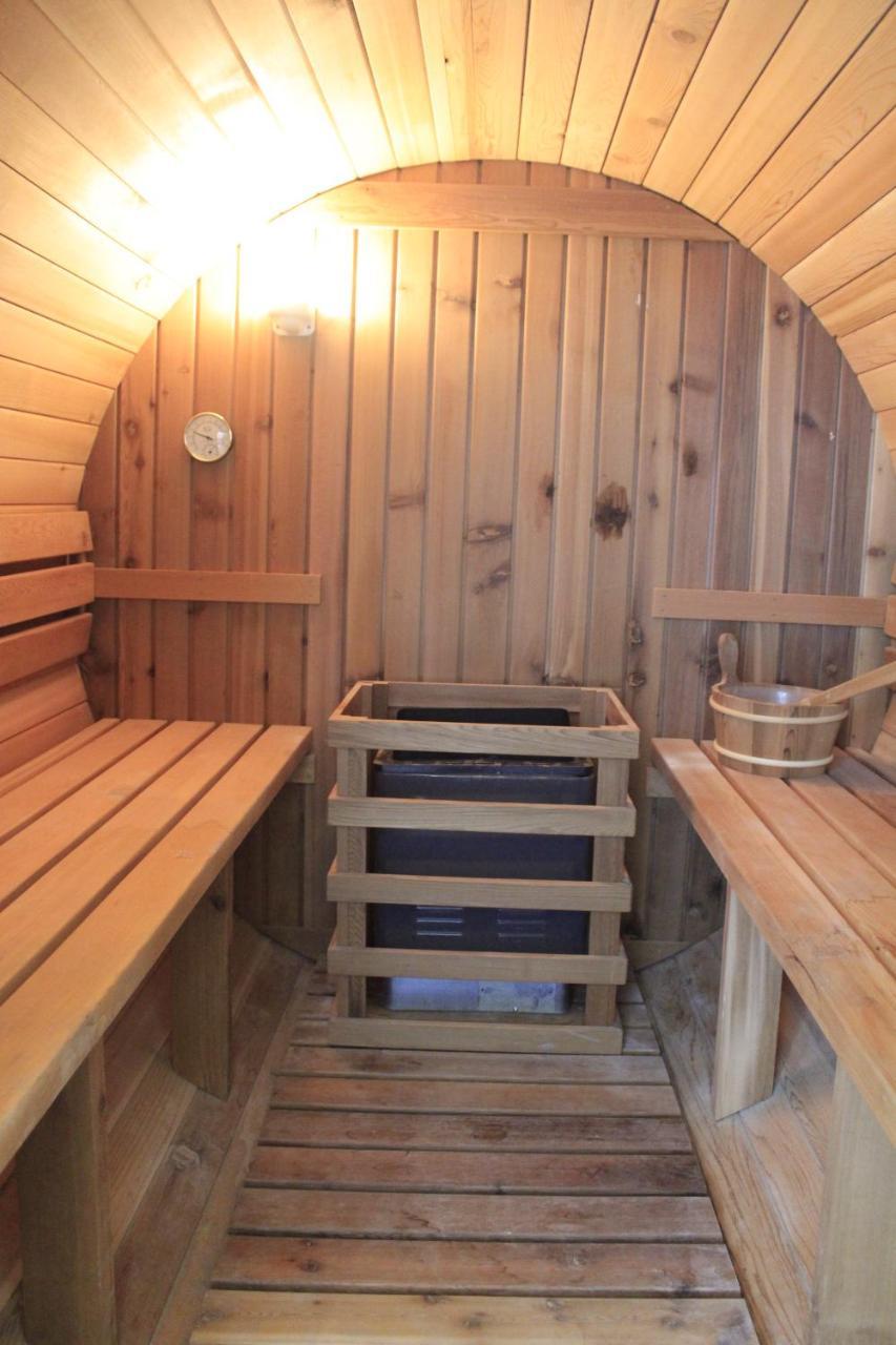 Tio Sea Resort Al Khor Exterior photo A Finnish sauna